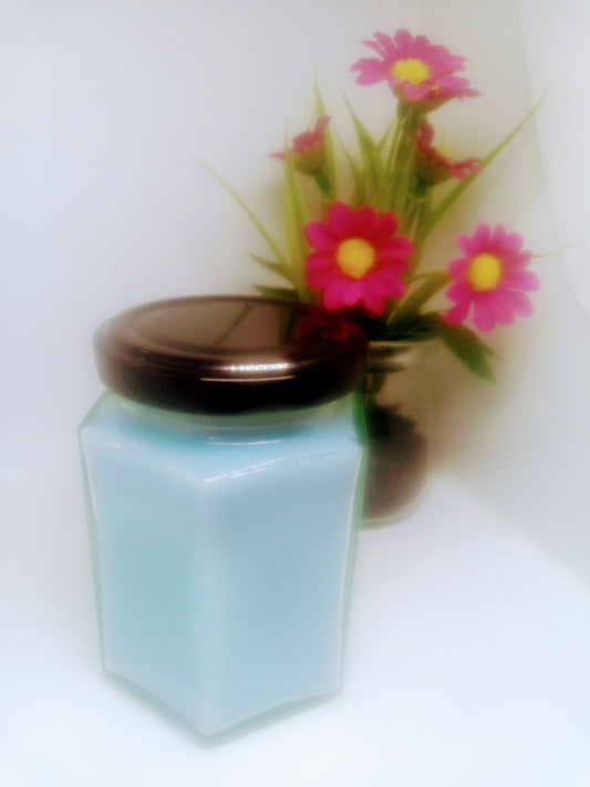 Fresh Linen Candle